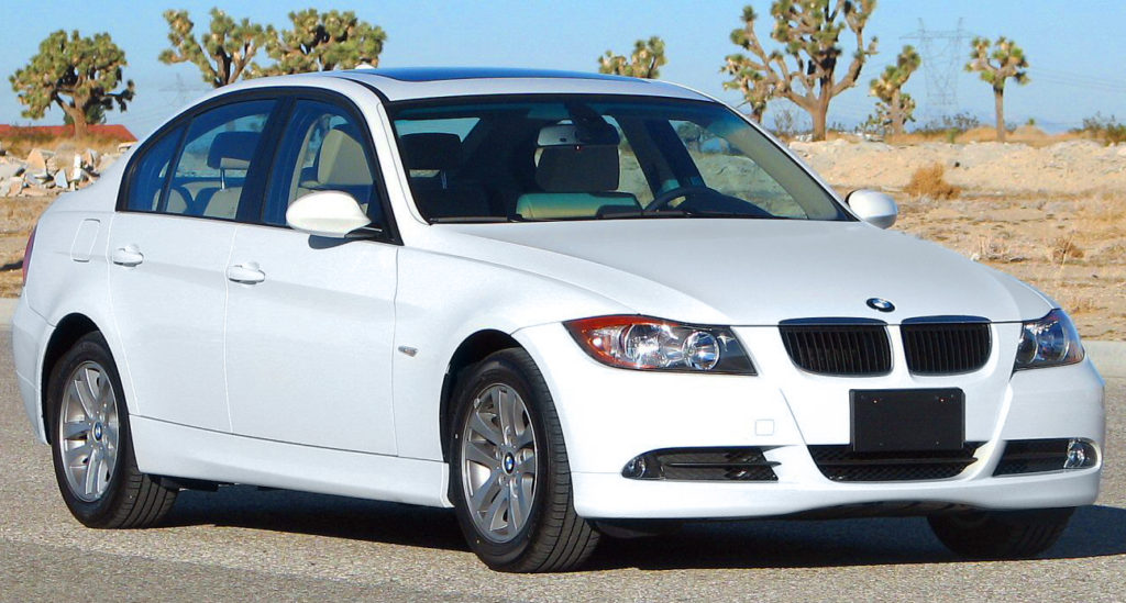 2006_BMW_325i_--_NHTSA